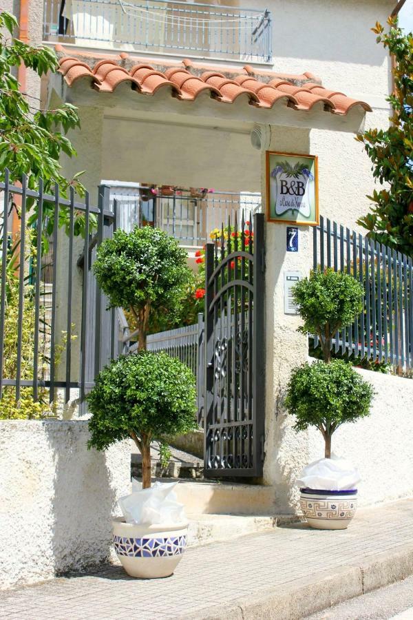 Bed and Breakfast A Casa Di Nonna Лорето Экстерьер фото